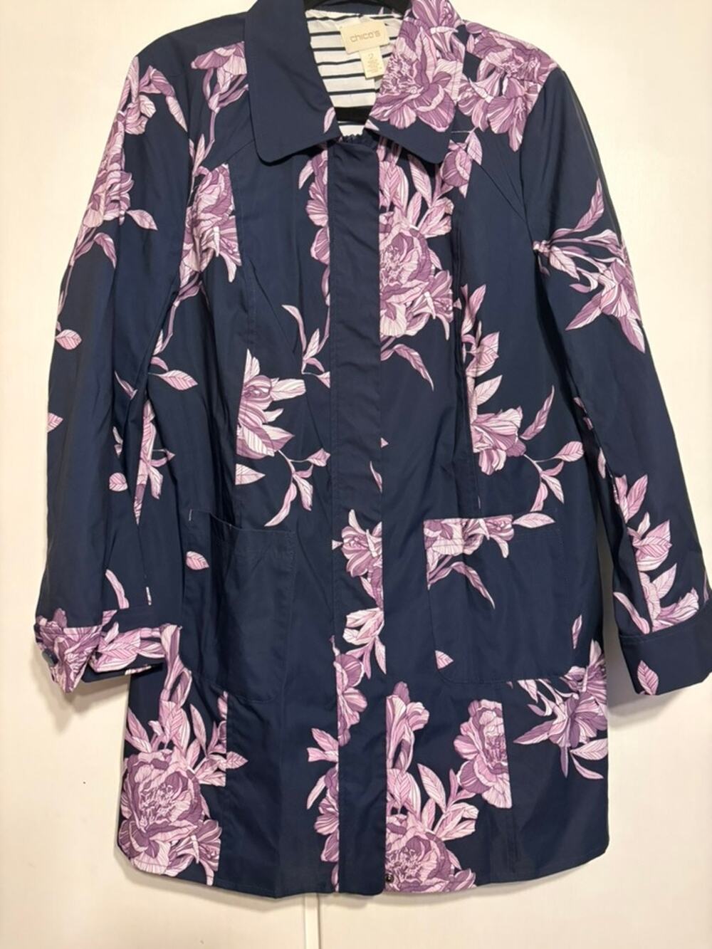 Chico's rain coat size 2 large navy purple floral